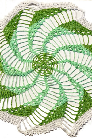 16" Doily | Multi-colored Green