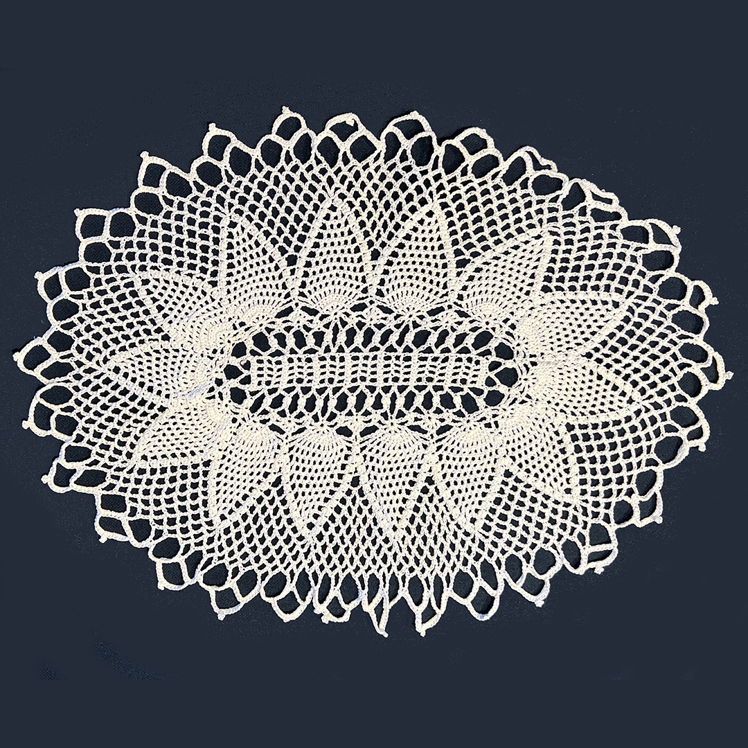 20"x14" Doily | White Oval
