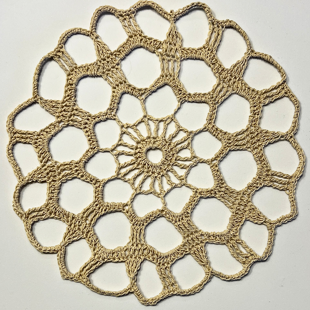 9" Doilies | Beige