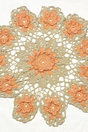 17" Doily | Textured Flower