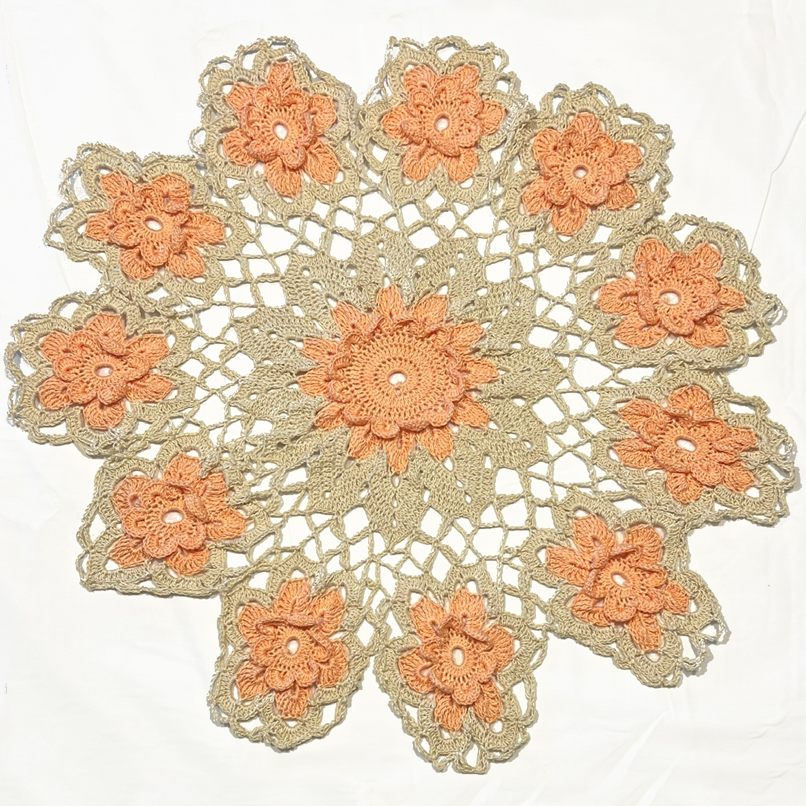 17" Doily | Textured Flower