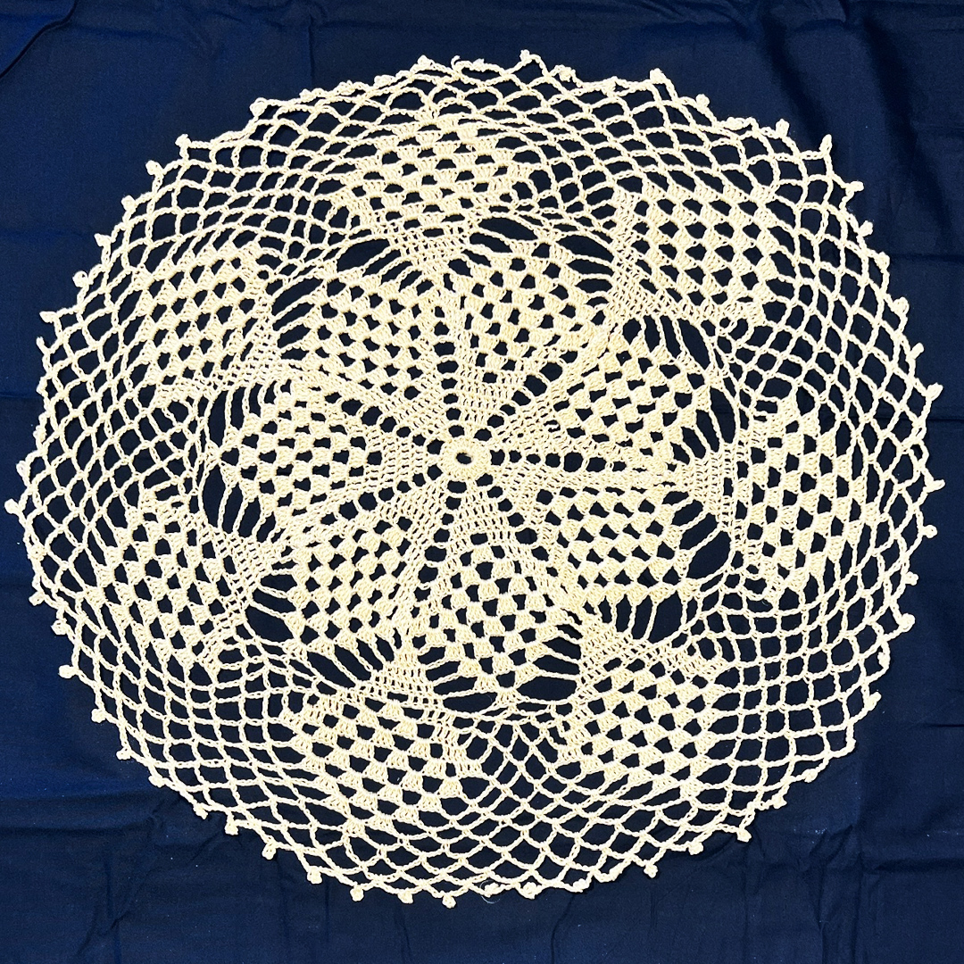 18" Doily | White